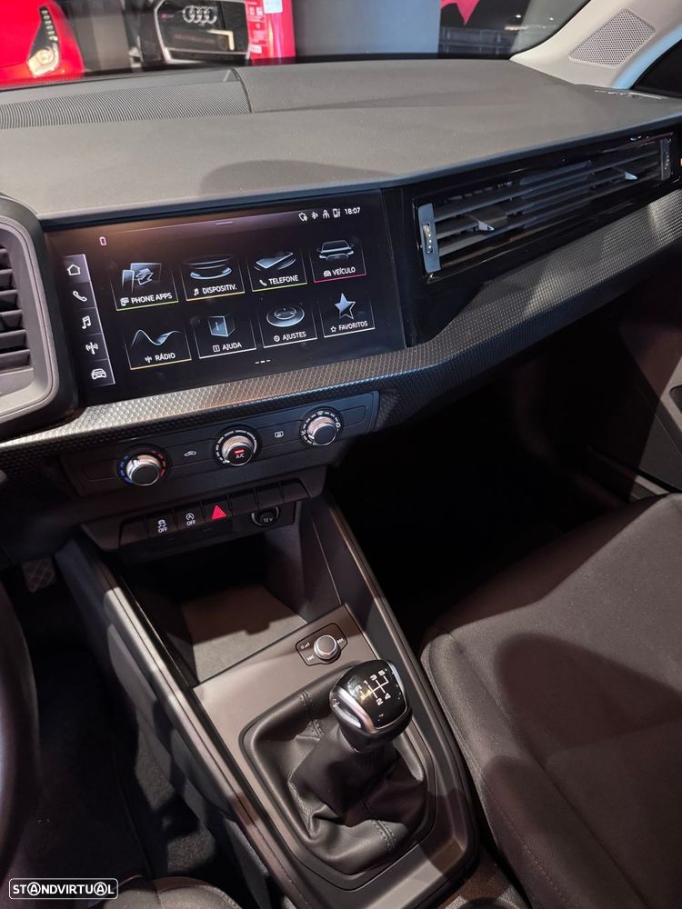 Audi A1 Sportback 25 TFSI Advanced - 26