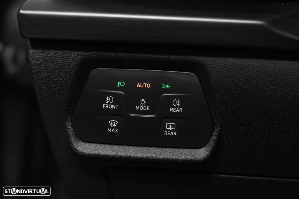 Cupra Formentor 1.4 e-Hybrid DSG VZ - 32