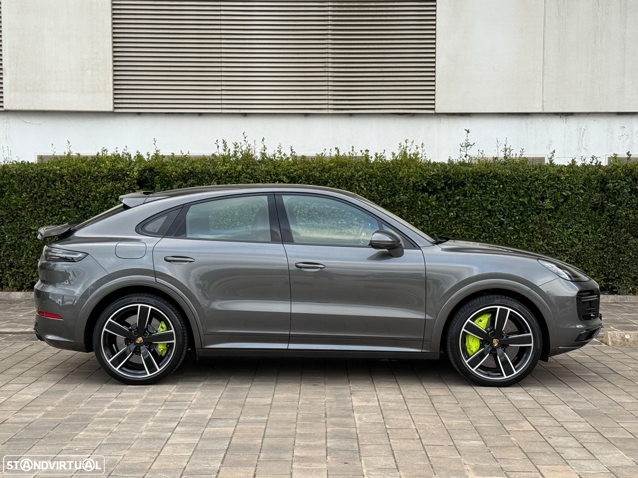 Porsche Cayenne Coupé Turbo S E-Hybrid - 5