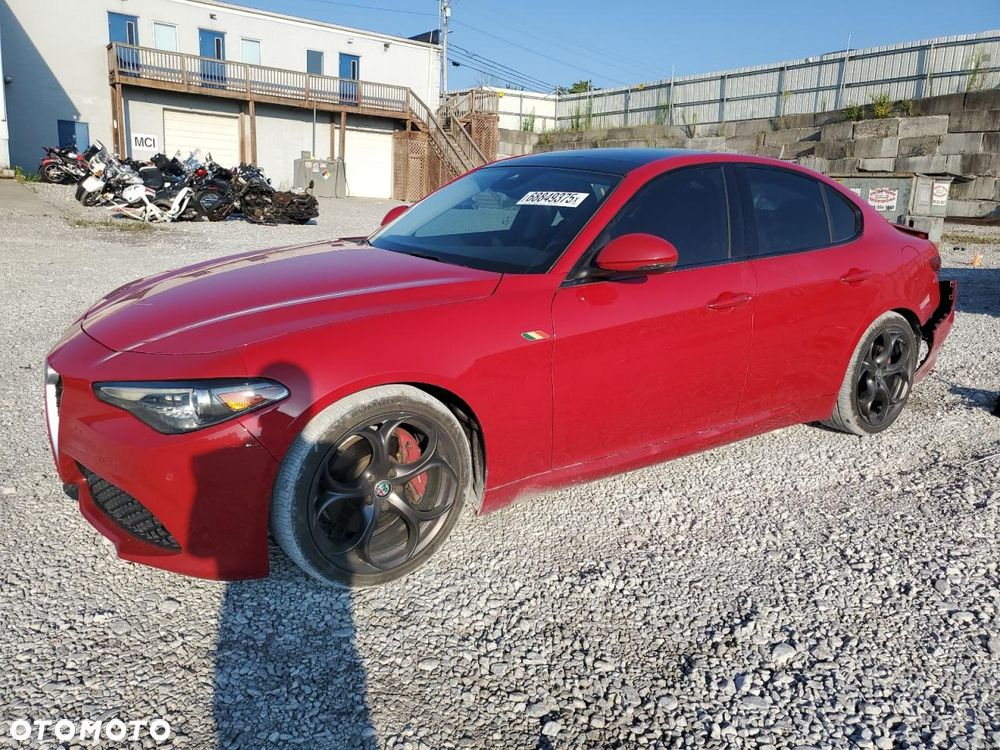 Alfa Romeo Giulia 2.0 Turbo 16V AT8 Veloce Ti - 2