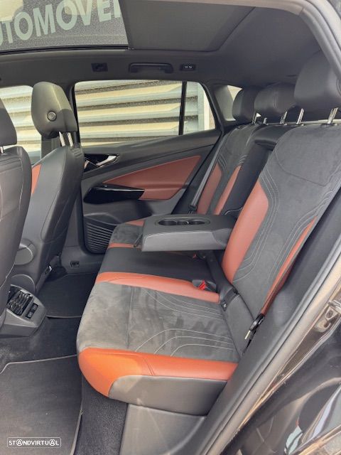 VW ID.4 77 kWh Pro Performance Family - 11