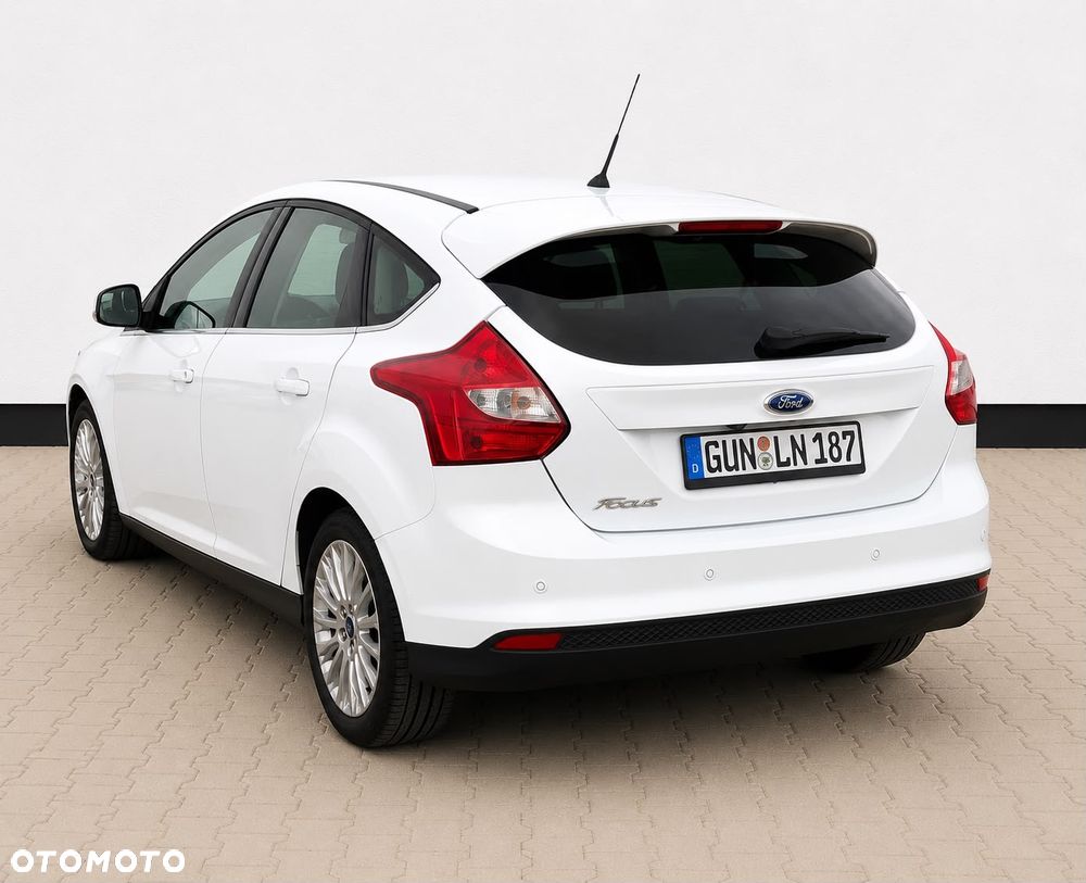 Ford Focus - 10