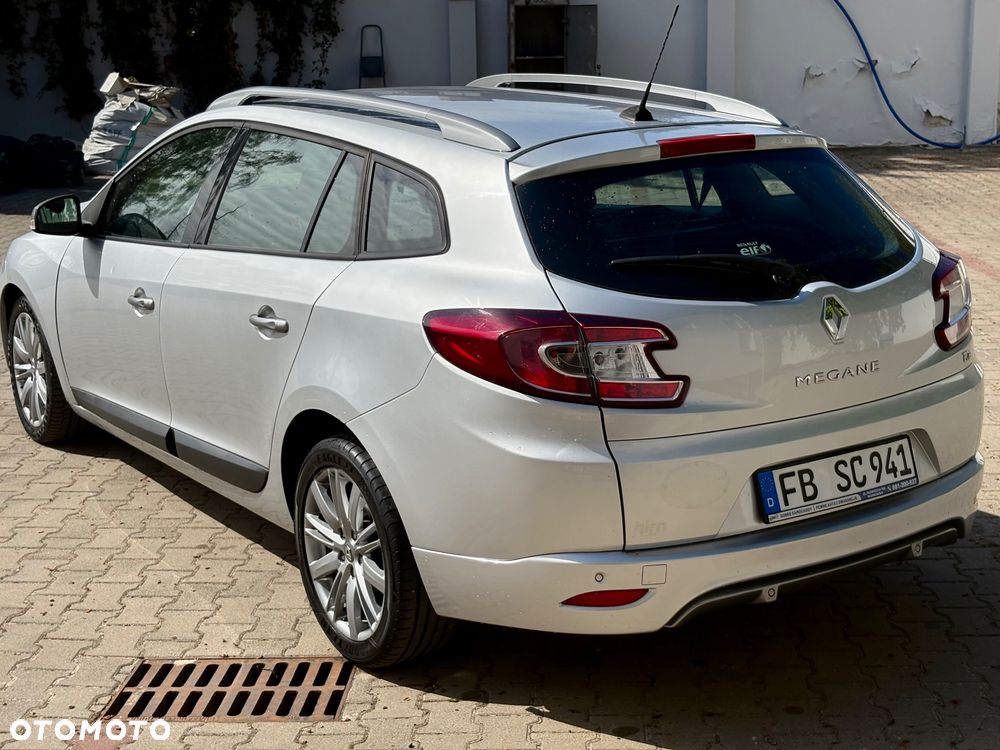 Renault Megane TCe 130 Luxe - 4