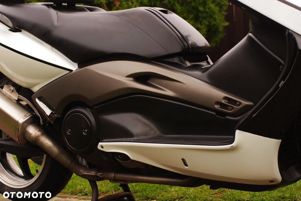 Yamaha Tmax - 13