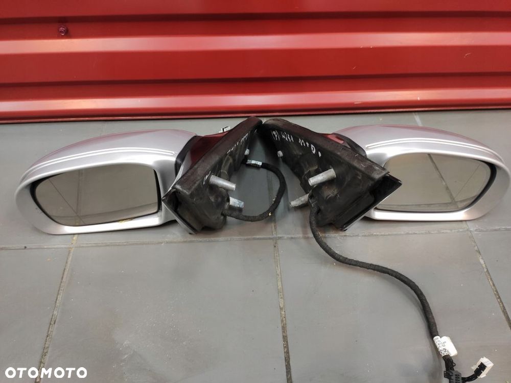 MERCEDES R-KLASA W251 LUSTERKO LEWE 15 PIN 11+4 KOLOR 775 ORYGINAŁ BDB - 10