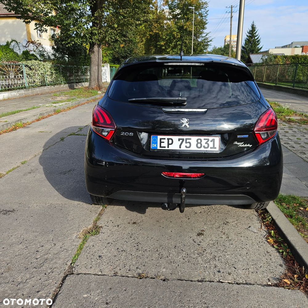 Peugeot 208 - 7