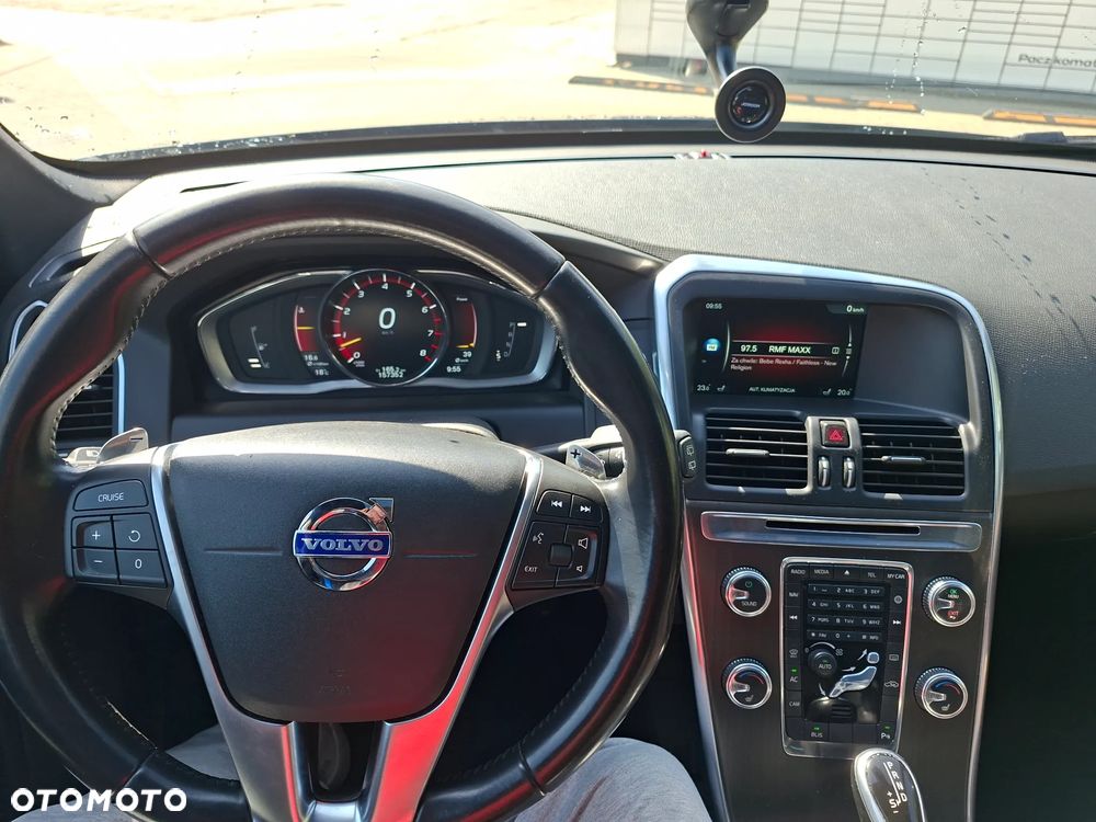 Volvo XC 60 T6 AWD Kinetic - 5
