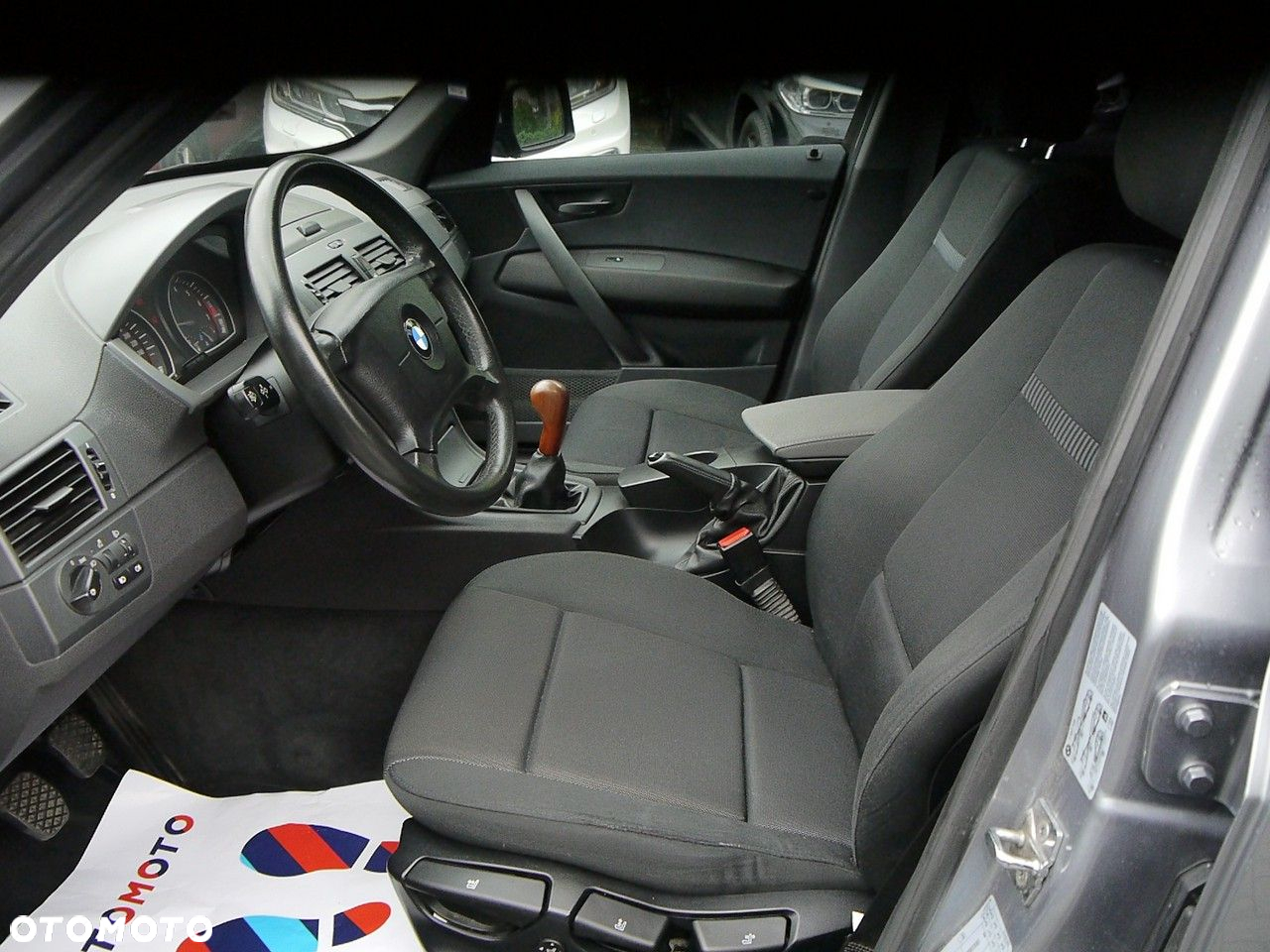 BMW X3 2.5i - 26