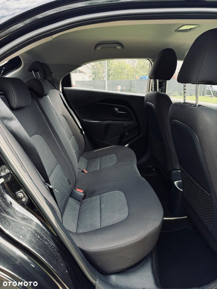Kia Rio 1.2 Business Line - 15