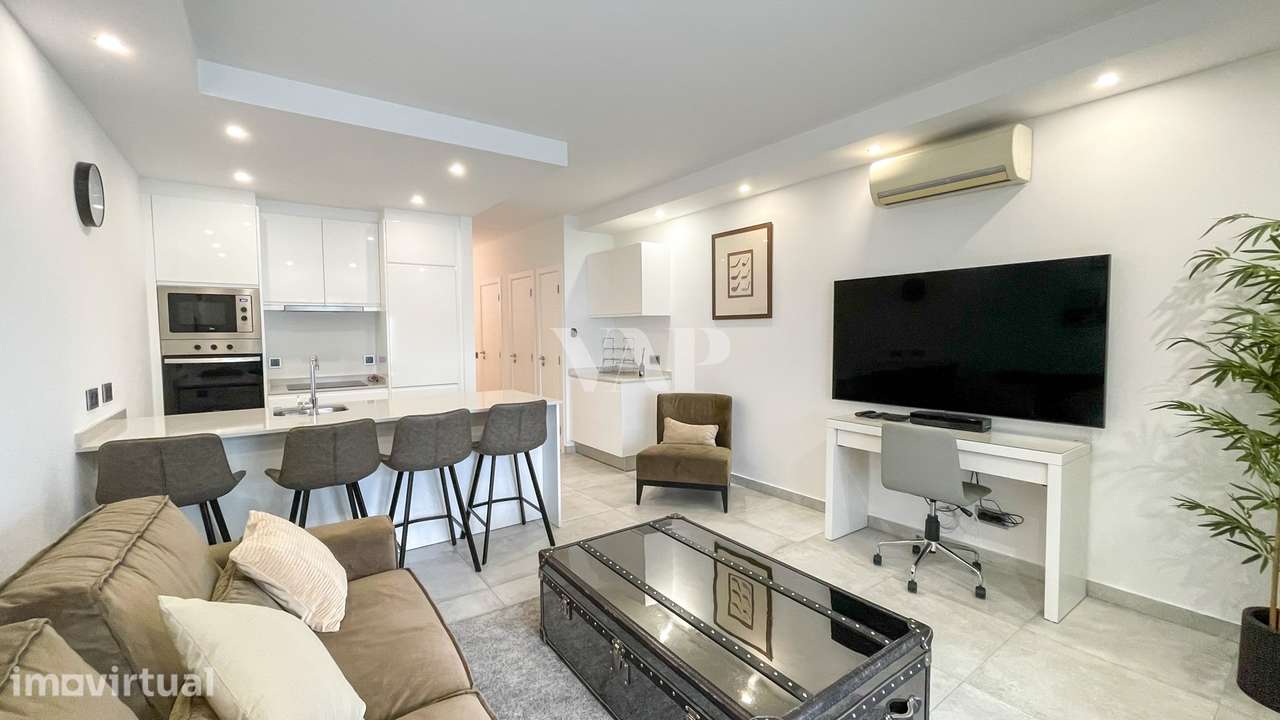 Apartamento T1+1 Renovado com Terraço em Vale do Lobo - Grande imagem: 3/17