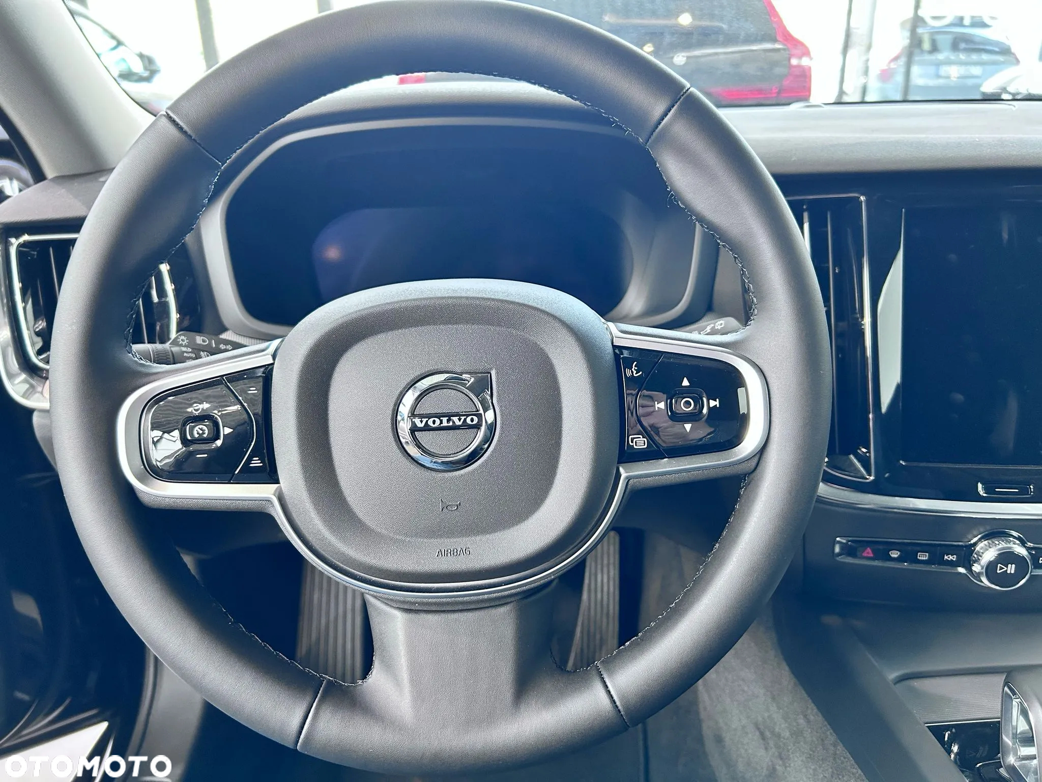 Volvo V60 B4 B Plus Dark - 22