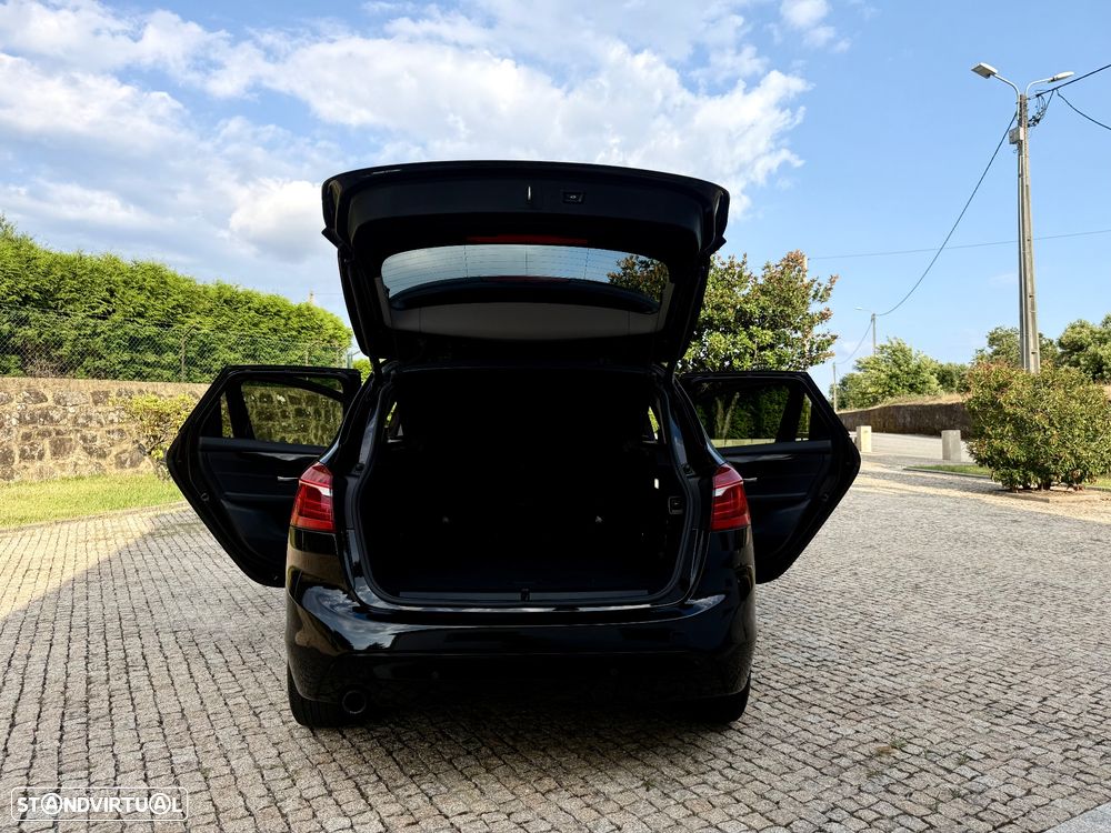 BMW 216 Active Tourer d Line Sport - 25