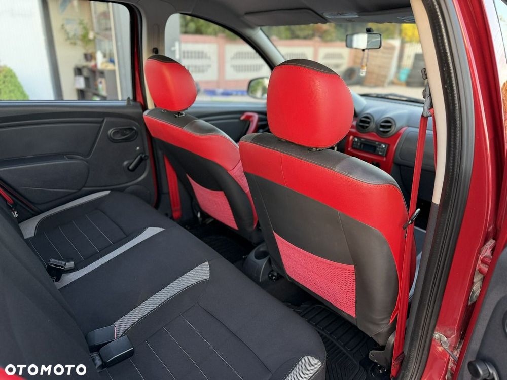 Dacia Sandero Stepway 1.6 - 17