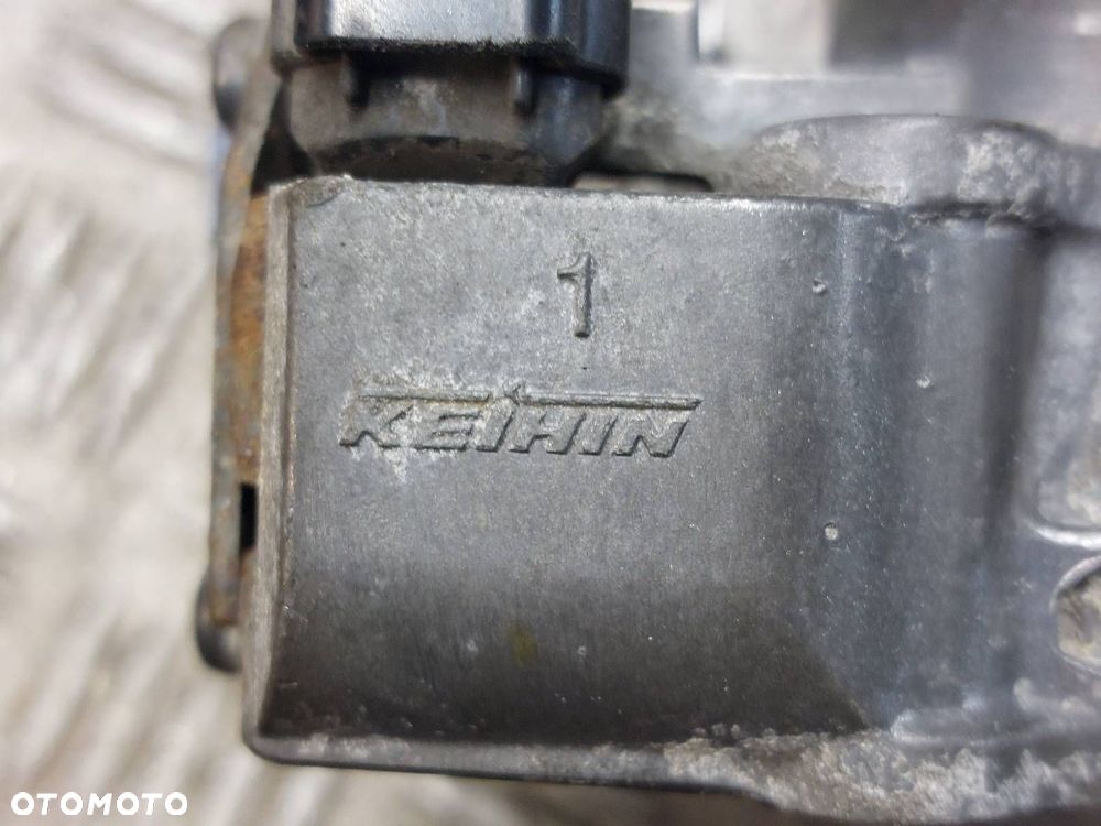 PRZEPUSTNICA HONDA FR-V I 079800-7240 - 5