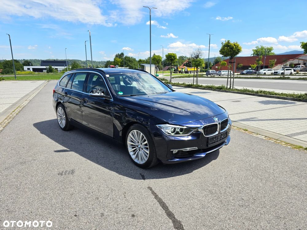BMW Seria 3 328i Touring Luxury Line - 25