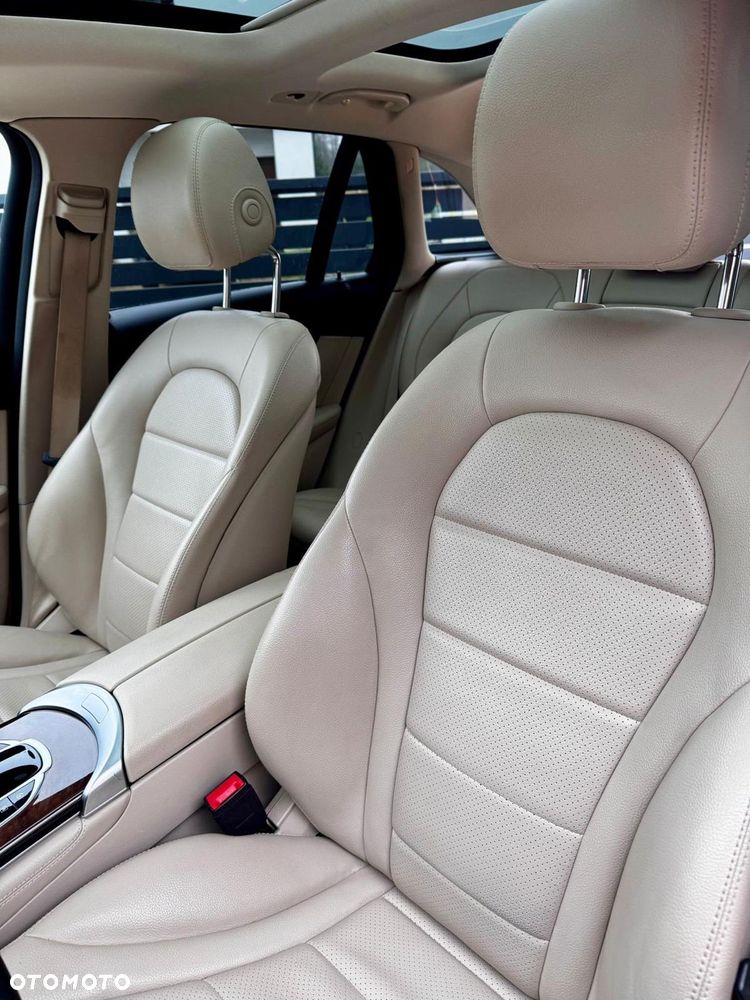 Mercedes-Benz GLC 300 4Matic 9G-TRONIC - 7