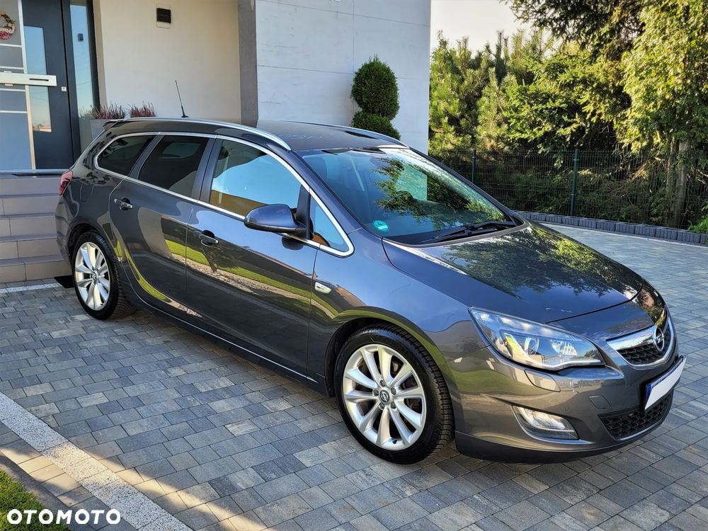 Opel Astra 1.6 Turbo - 4