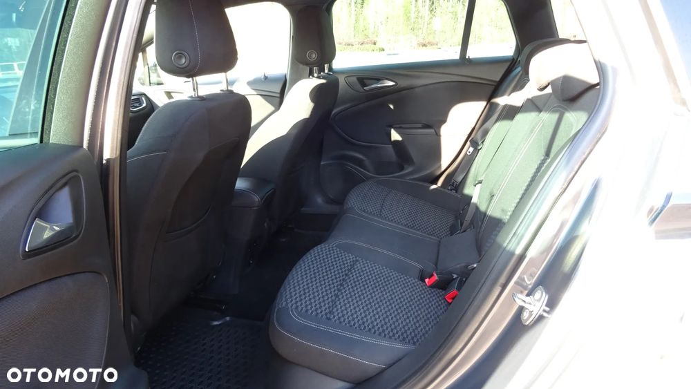 Opel Astra - 24