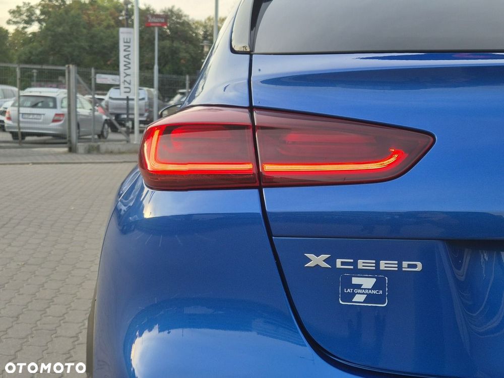 Kia XCeed 1.5 T-GDI M - 25