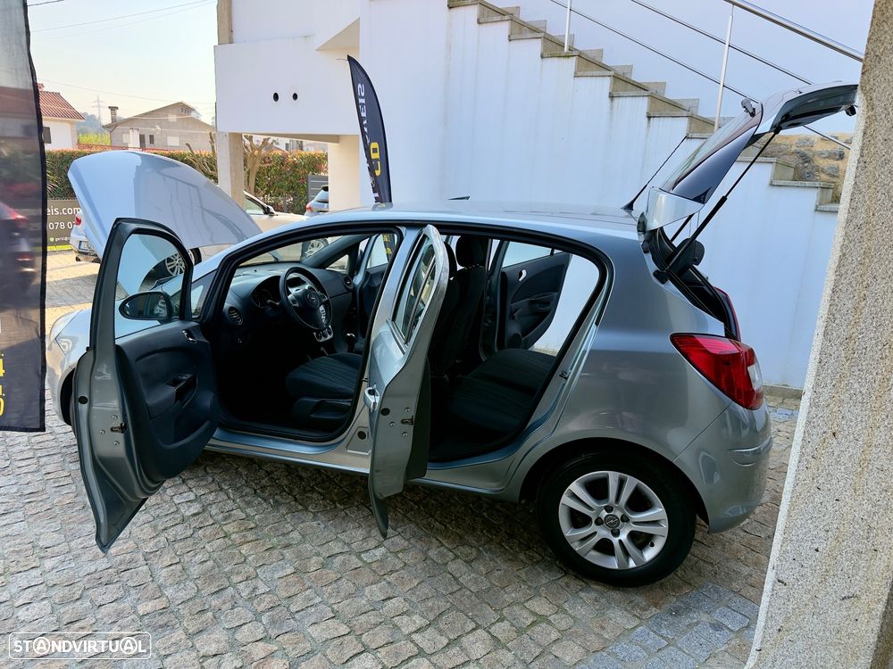 Opel Corsa 1.2 Enjoy - 33