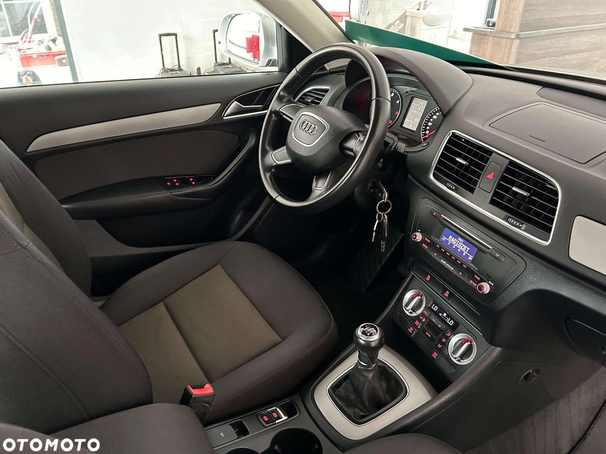 Audi Q3 2.0 TDI - 27