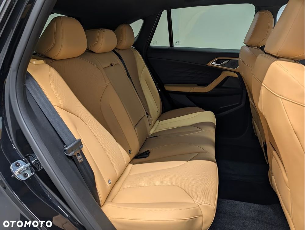 MG HS 1.5 T-GDI Exclusive DCT - 9