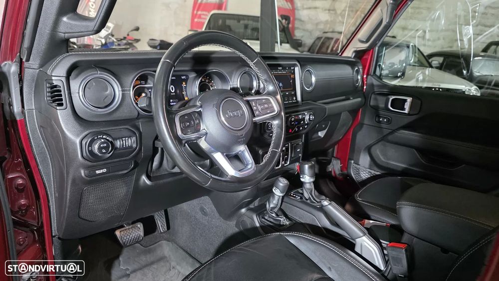 Jeep Gladiator 3.0V6 MultiJet AWD Auto Overland - 29