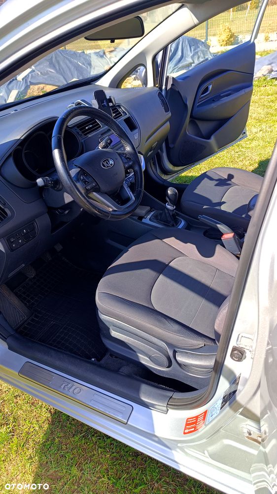 Kia Rio 1.1 crdi L - 33