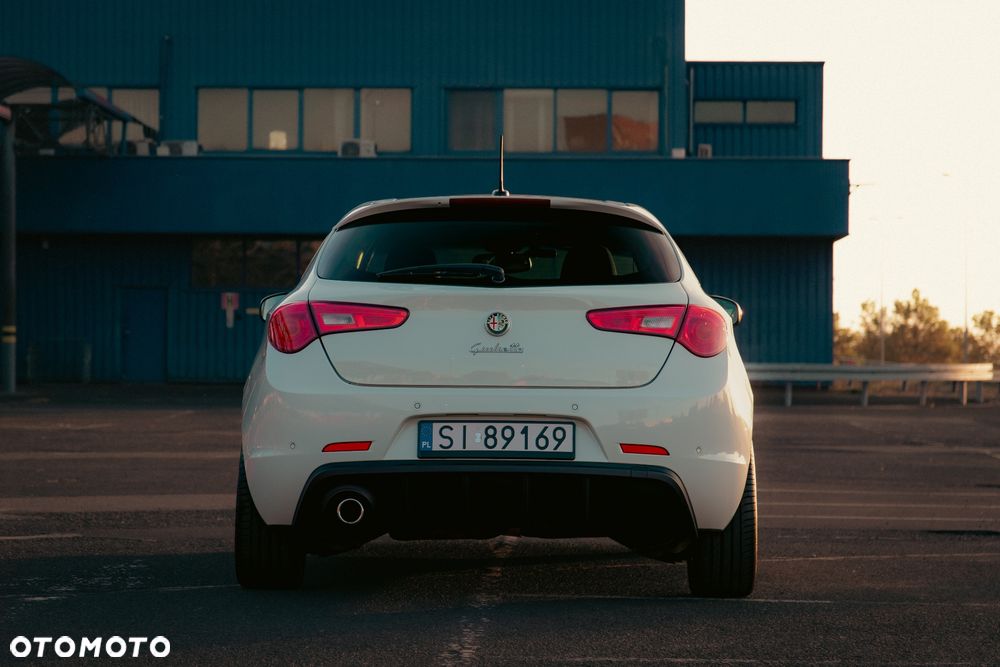 Alfa Romeo Giulietta - 8
