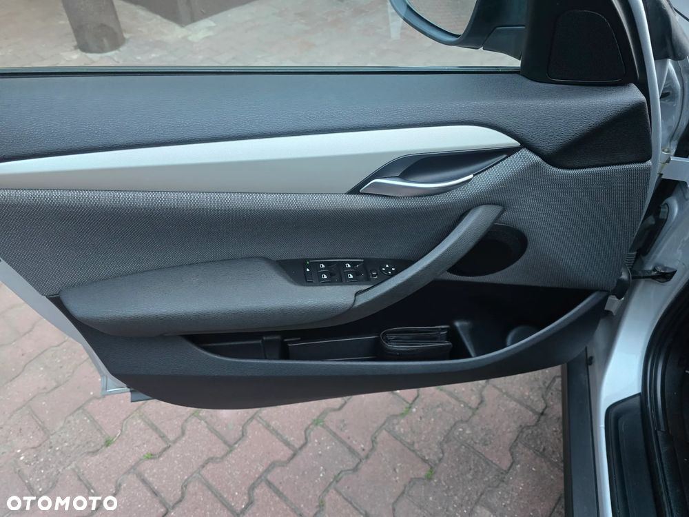 BMW X1 sDrive20i xLine - 19