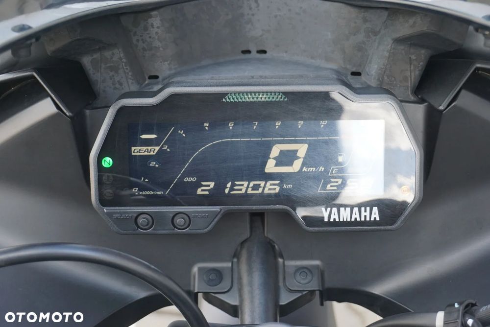 Yamaha YZF - 16