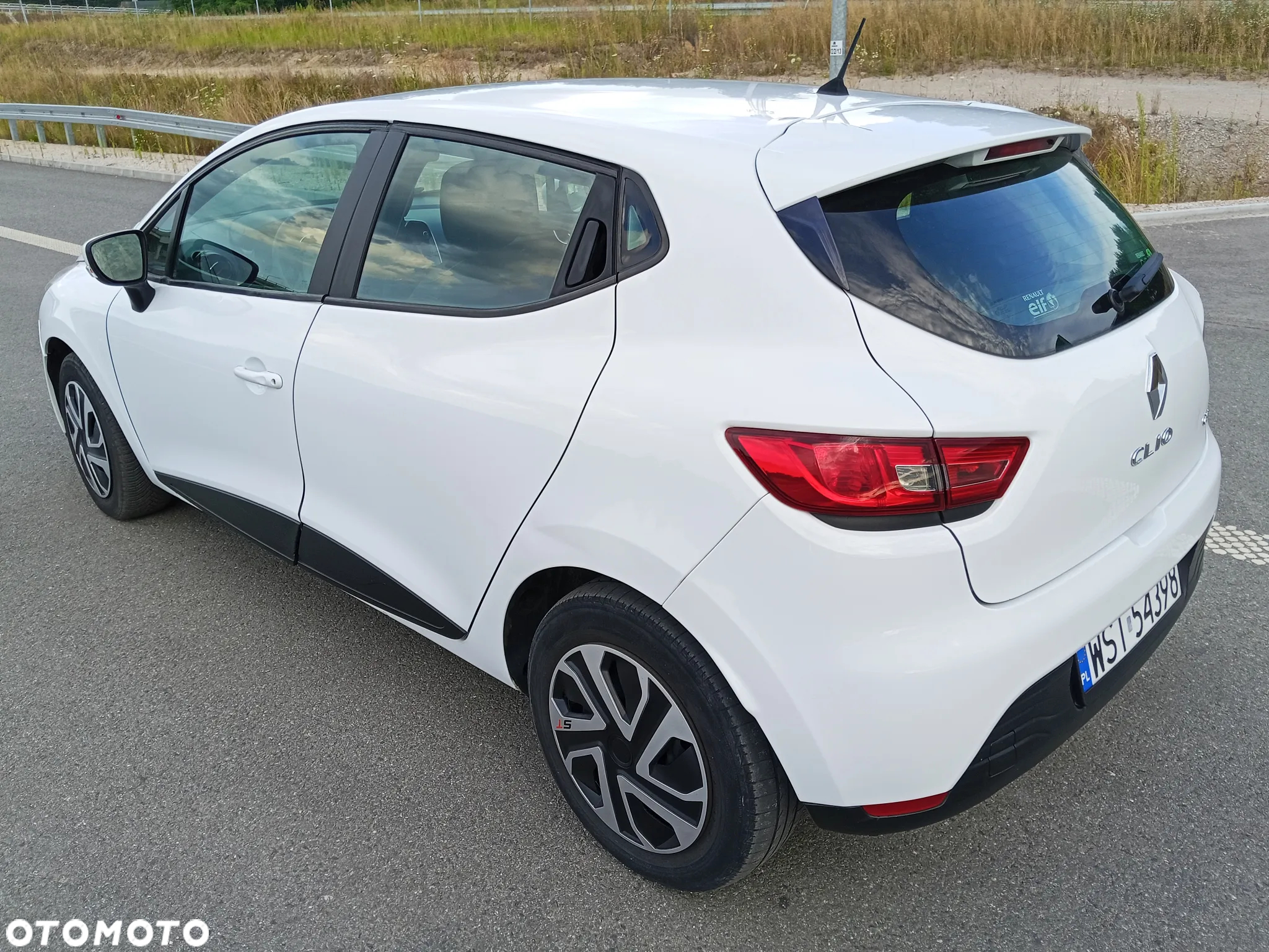 Renault Clio 1.5 dCi Energy Intens - 4