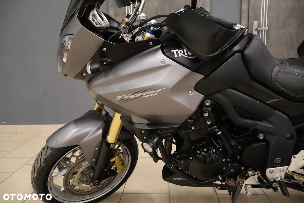 Triumph Tiger - 7