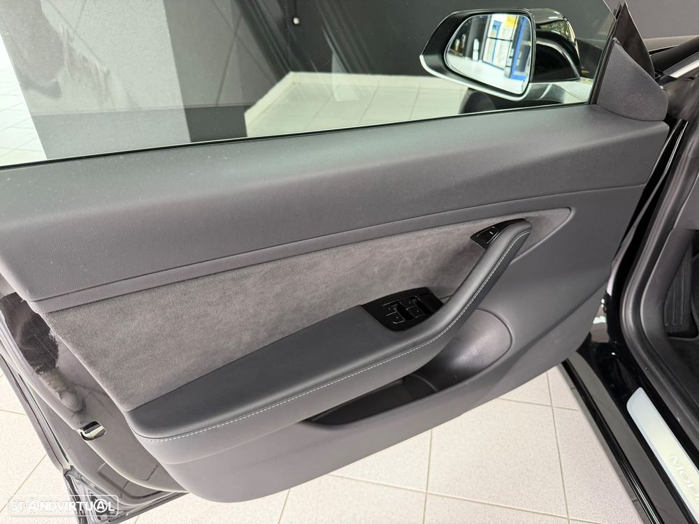Tesla Model 3 Performance Dual Motor AWD - 10