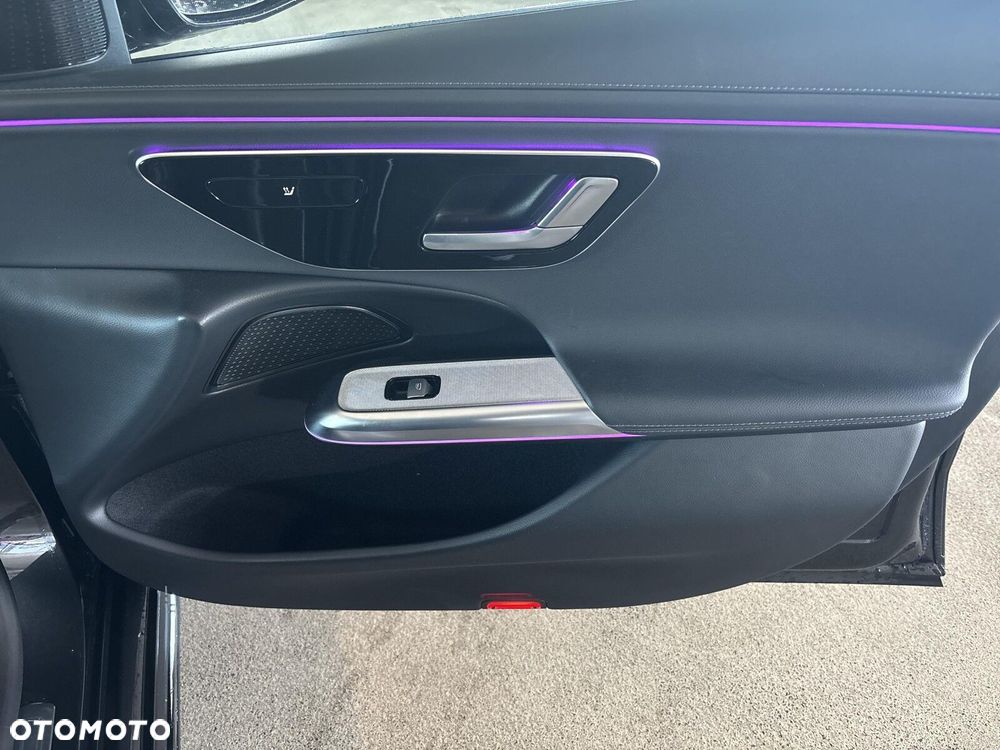 Mercedes-Benz Klasa E - 19