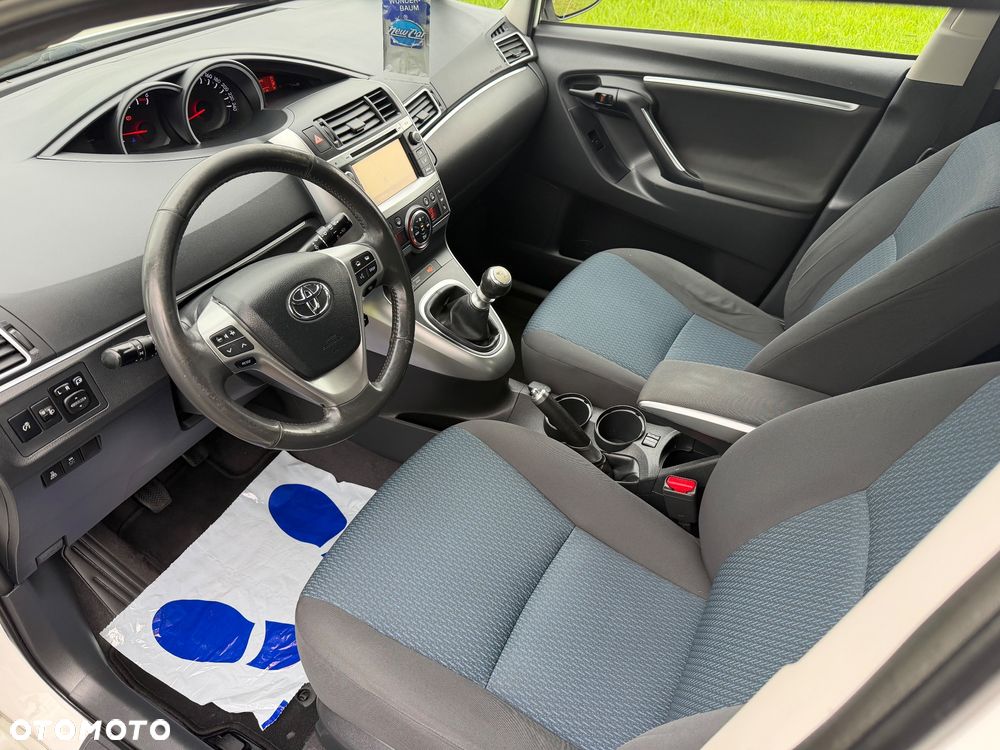 Toyota Verso 2.0 D-4D 7-Sitzer Executive - 15