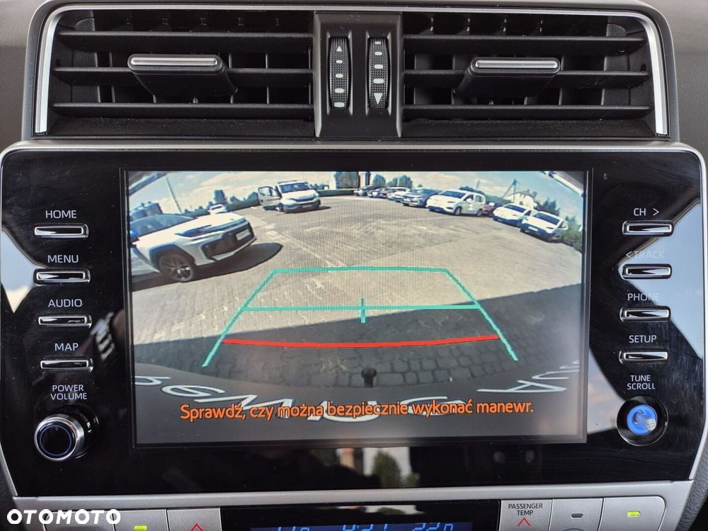 Toyota Land Cruiser LC 2.8 D-4D Prestige - 23