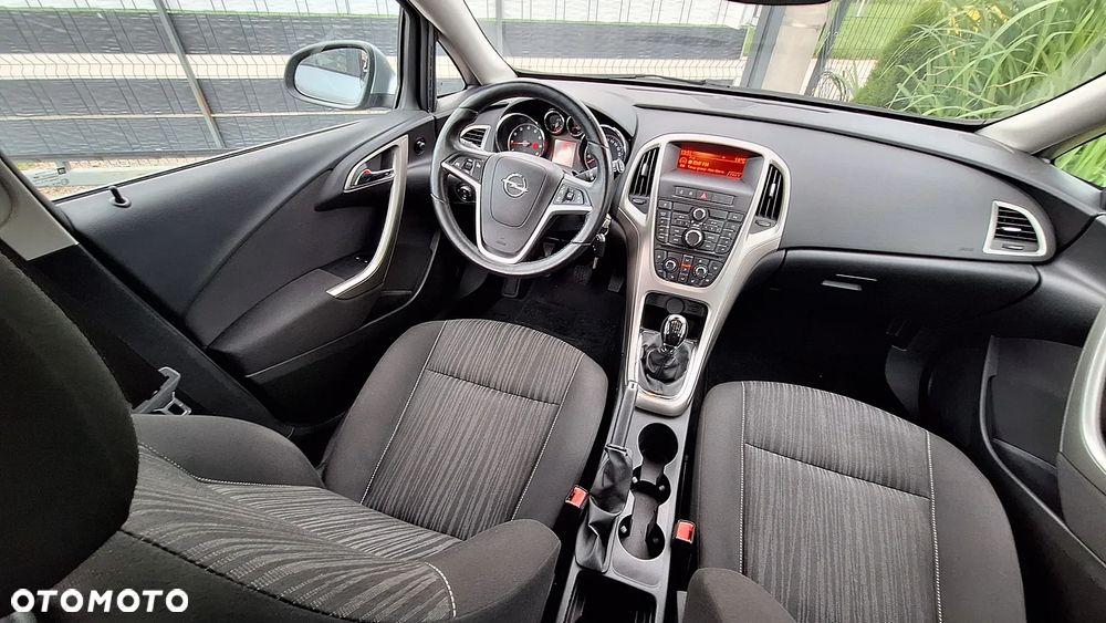 Opel Astra 1.4 Turbo - 14