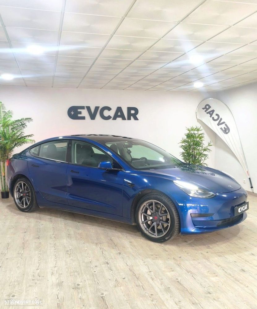 Tesla Model 3 Standard Range Plus RWD - 3