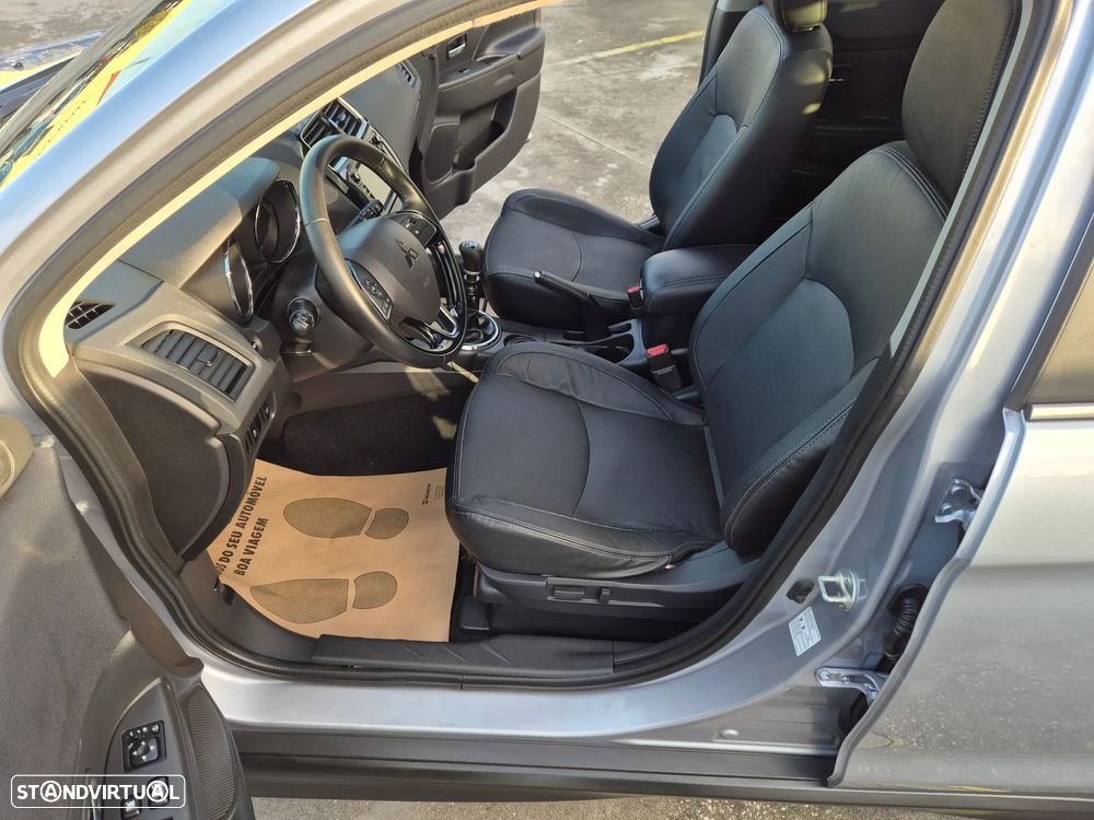 Mitsubishi ASX 1.6 DI-D Intense Black Edition - 25