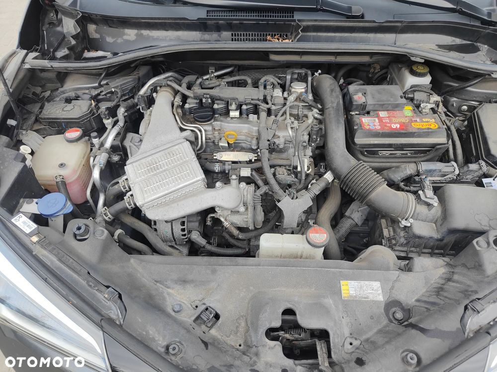 Toyota C-HR 1.2 T Premium CVT 4x4 - 26