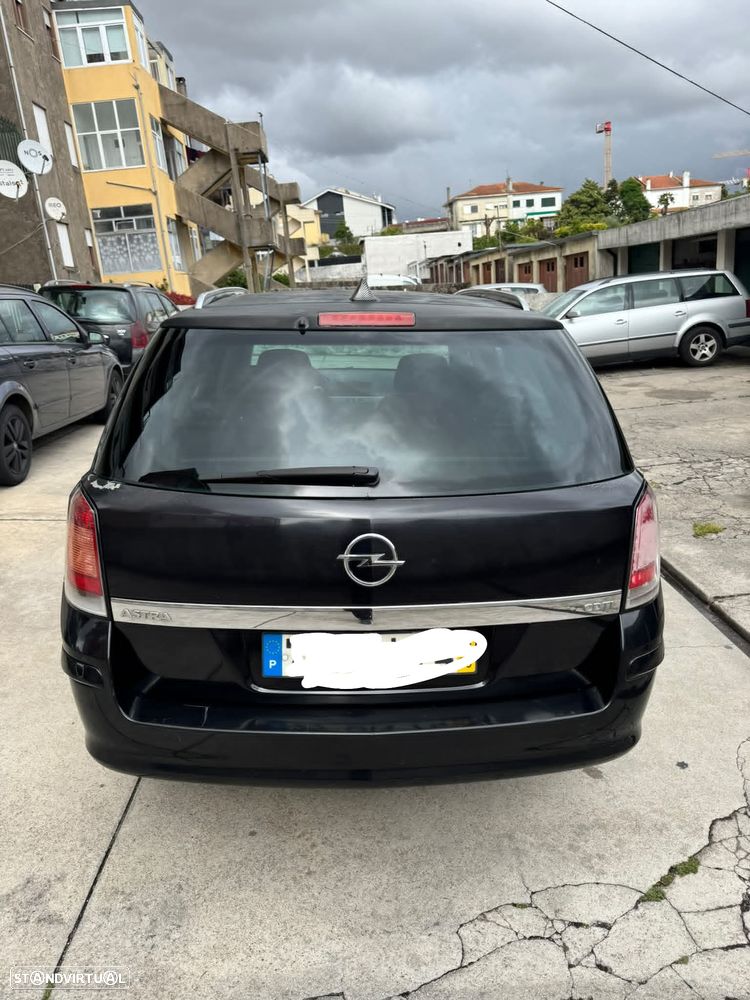 Opel Astra 1.3 CDTI Cosmo - 4