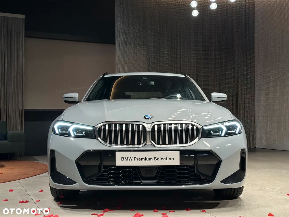 BMW Seria 3 330i xDrive M Sport sport - 7