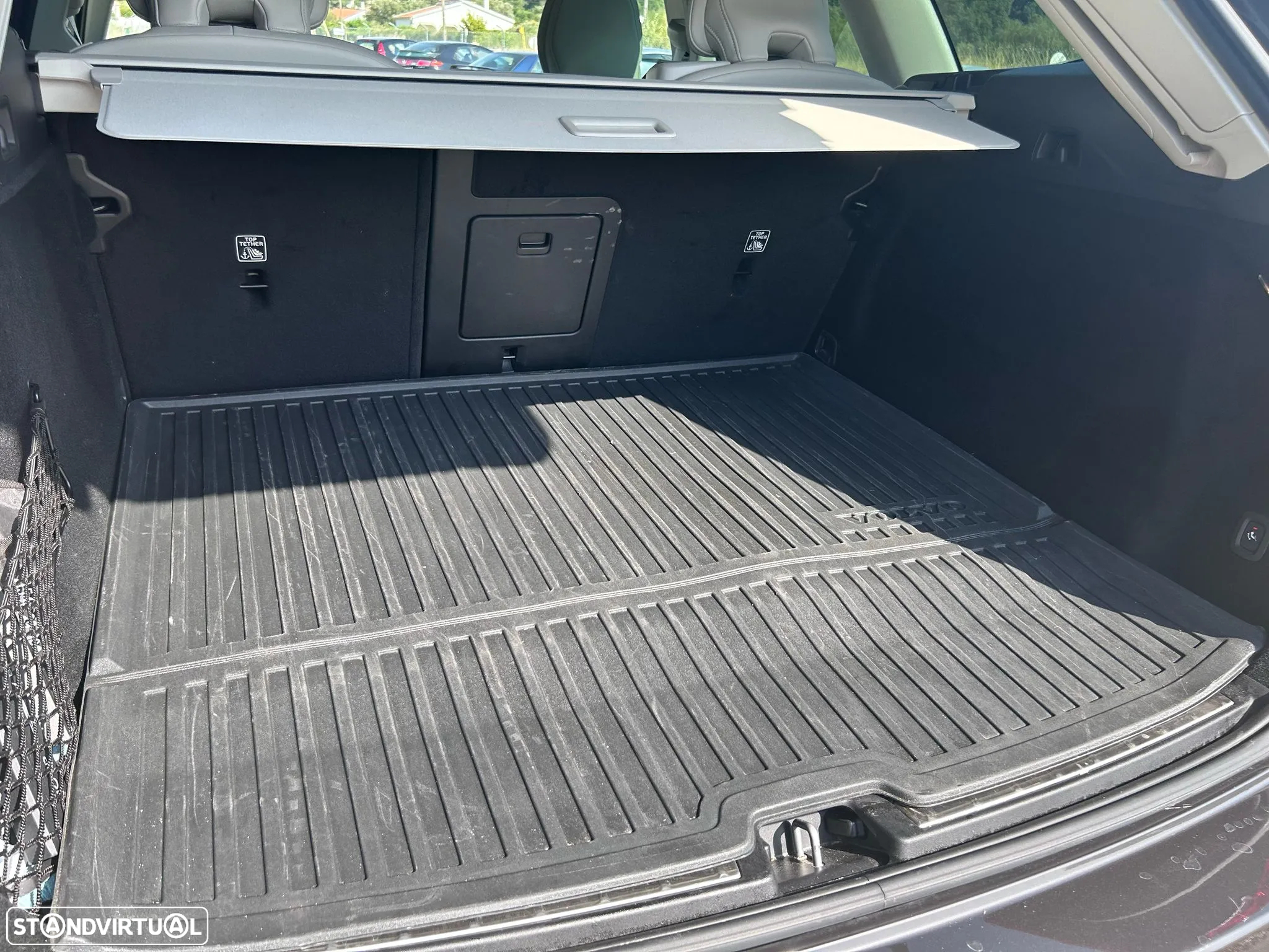 Volvo XC 60 2.0 T6 PHEV Ultimate Bright AWD - 26