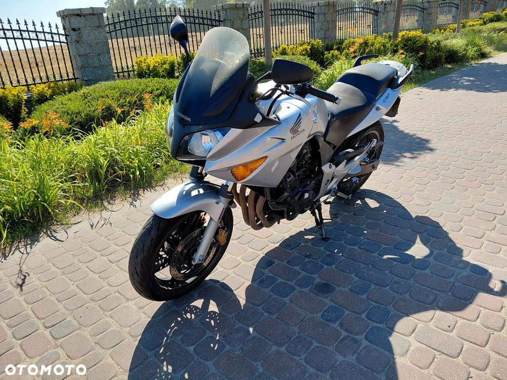 Honda CBF - 1