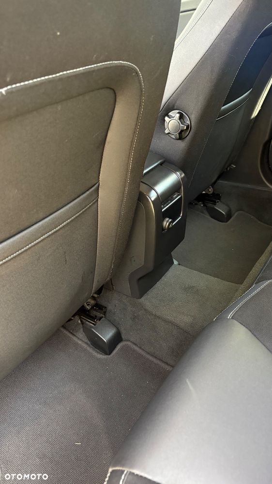 Volvo XC 60 2.4D AWD - 10