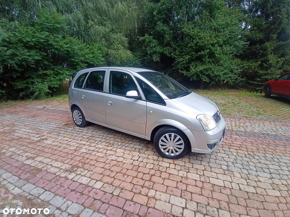 Opel Meriva 1.6 Essentia MTA - 17