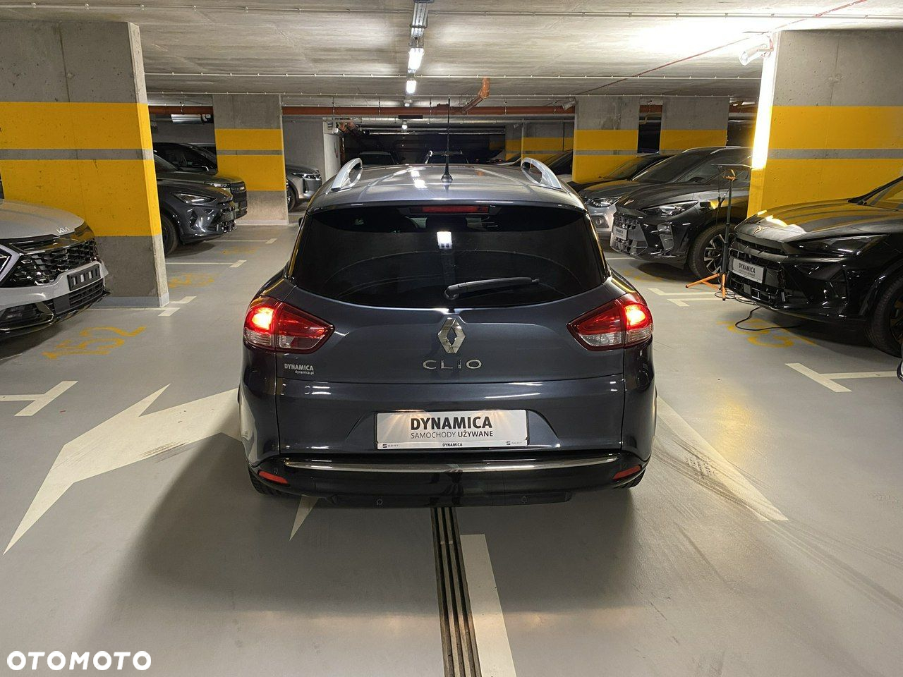 Renault Clio - 6