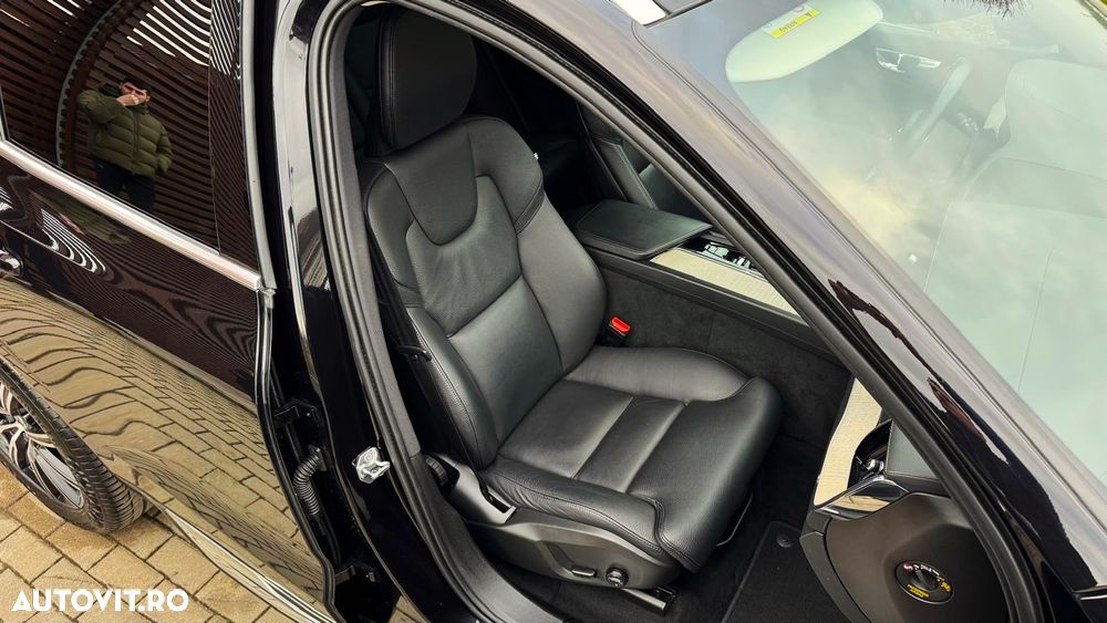 Volvo XC 60 B4 D AWD Geartronic Inscription - 23