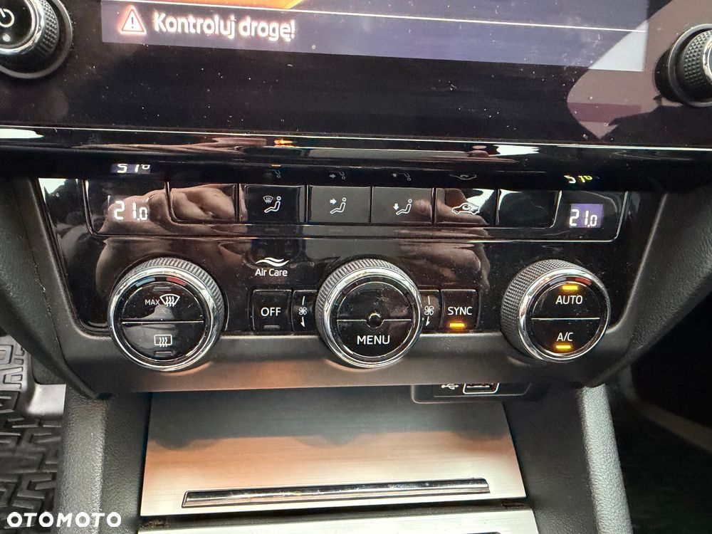 Skoda Octavia 1.4 TSI Ambition - 29